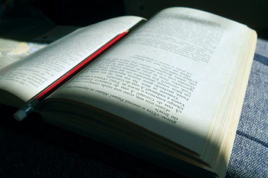 Apresentação: Dicionário da Língua Portuguesa