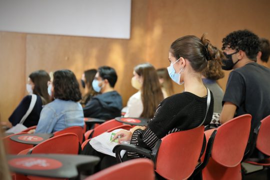 Candidaturas abertas para bolsas de estudo Geração NOVA