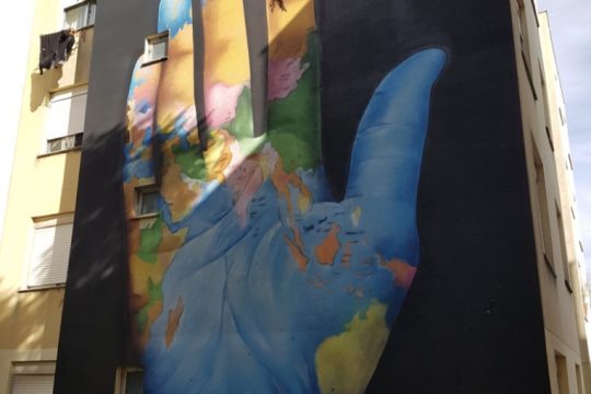 Aprender sobre, através e para uma cultura de democracia - ideias e tendências educativas