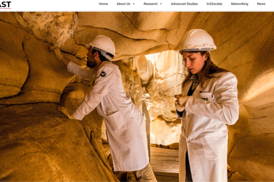 IN2PAST estreia website