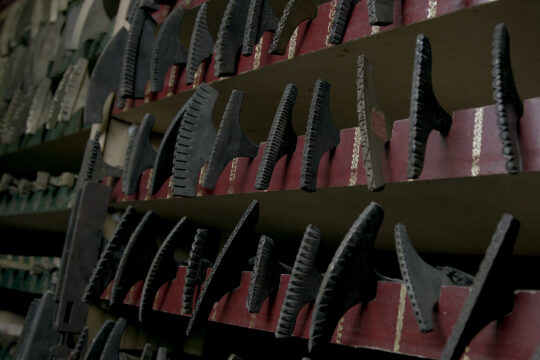Documentário: Oficinas de Encadernação e Douração